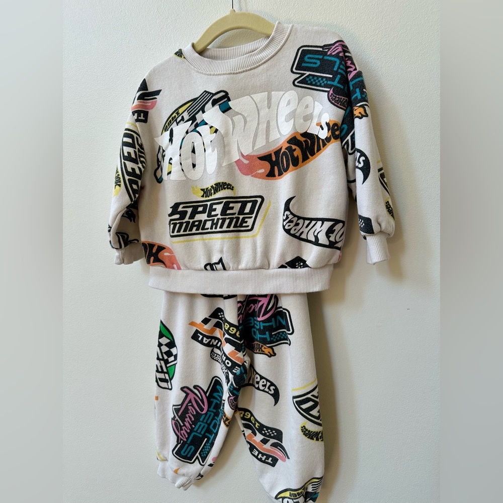 Zara Kids Hot Wheels Mattel Matching Sweatshirt and Sweatpants 18-24 m Boys